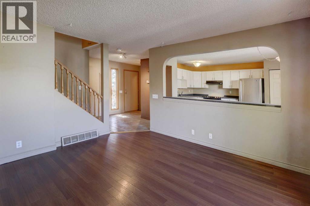 324 Ranchview Court Nw, Calgary, Alberta  T3G 1A6 - Photo 10 - A2259623