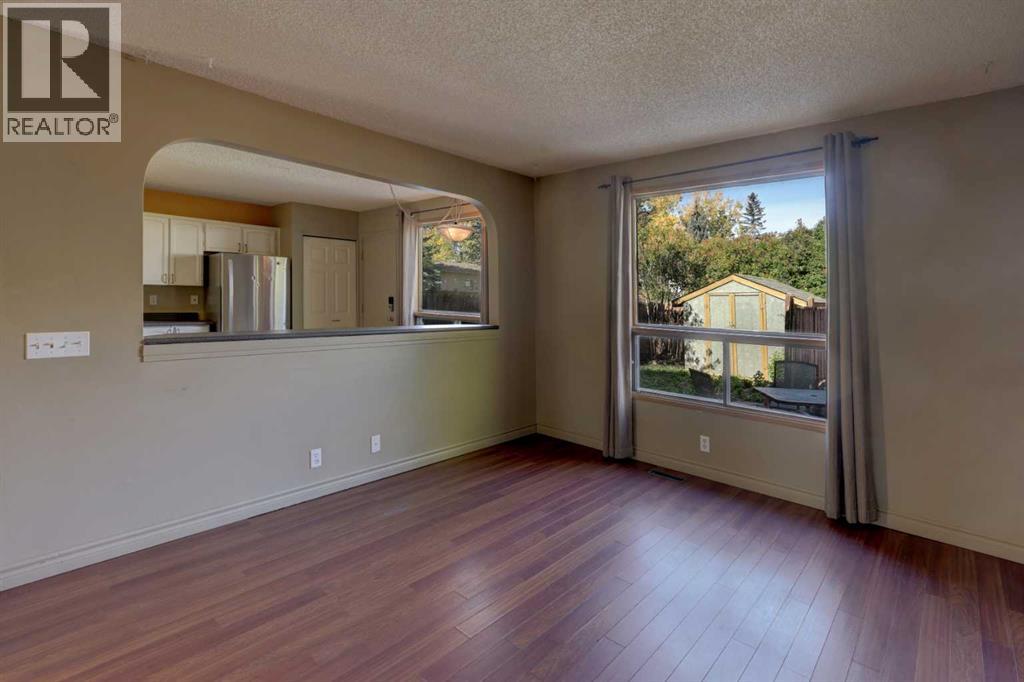 324 Ranchview Court Nw, Calgary, Alberta  T3G 1A6 - Photo 9 - A2259623