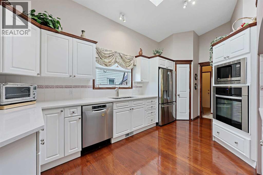 163 Douglasview Road Se, Calgary, Alberta  T2Z 0N6 - Photo 13 - A2260401