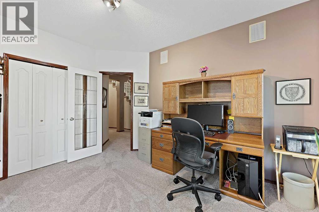 163 Douglasview Road Se, Calgary, Alberta  T2Z 0N6 - Photo 32 - A2260401
