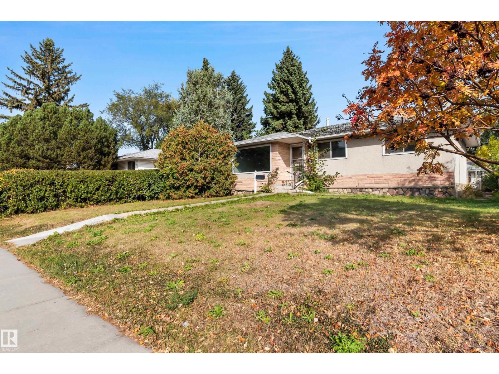 8736 66 Av Nw, Edmonton, Alberta  T6E 0L3 - Photo 11 - E4461235