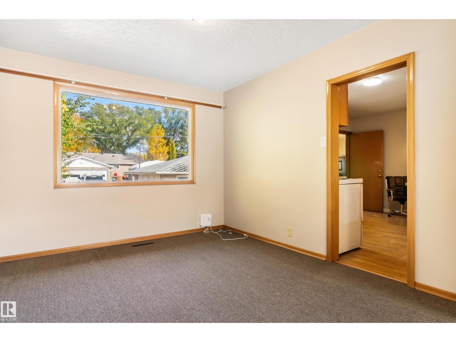 8736 66 Av Nw, Edmonton, Alberta  T6E 0L3 - Photo 17 - E4461235