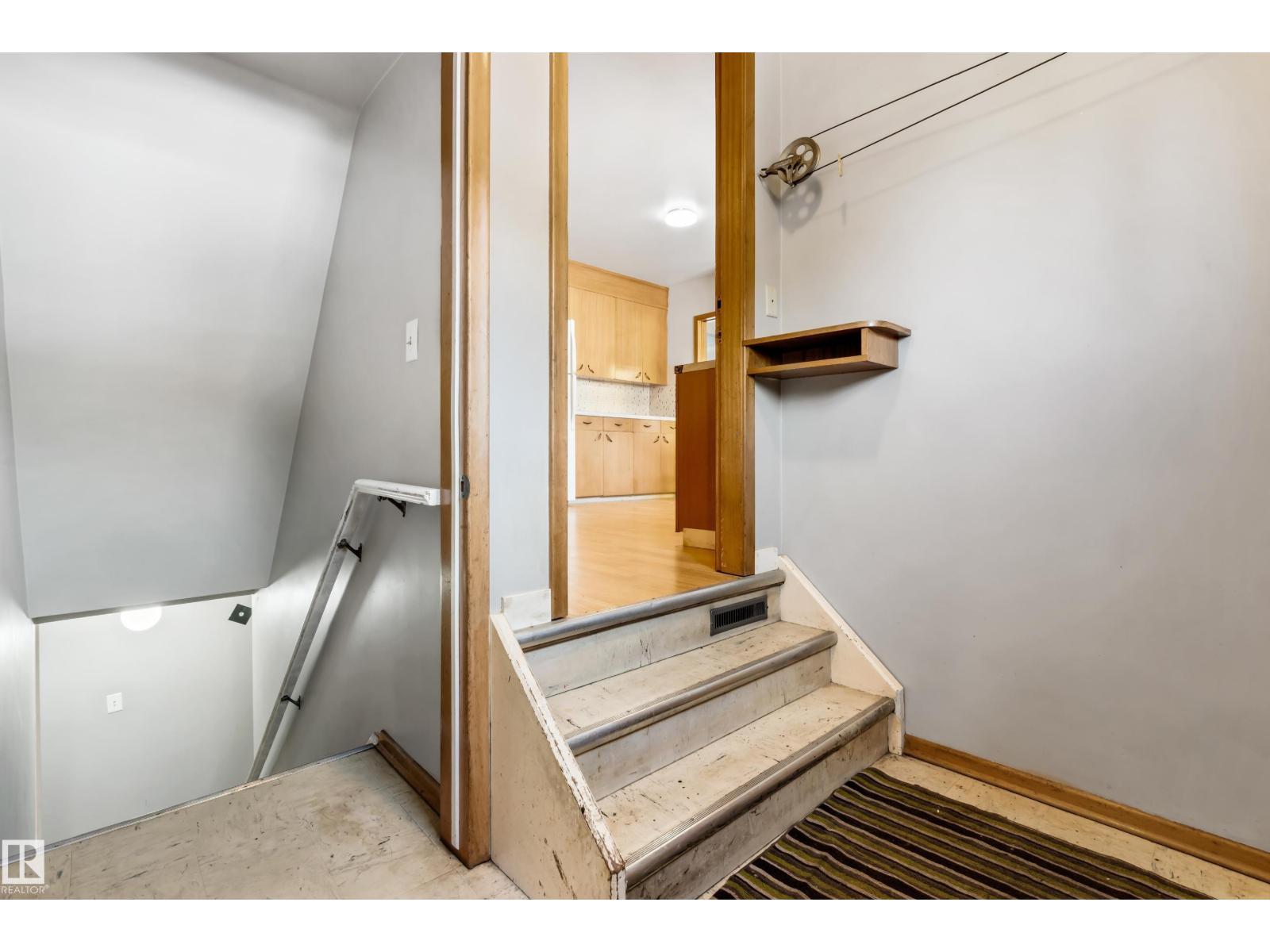 8736 66 Av Nw, Edmonton, Alberta  T6E 0L3 - Photo 29 - E4461235