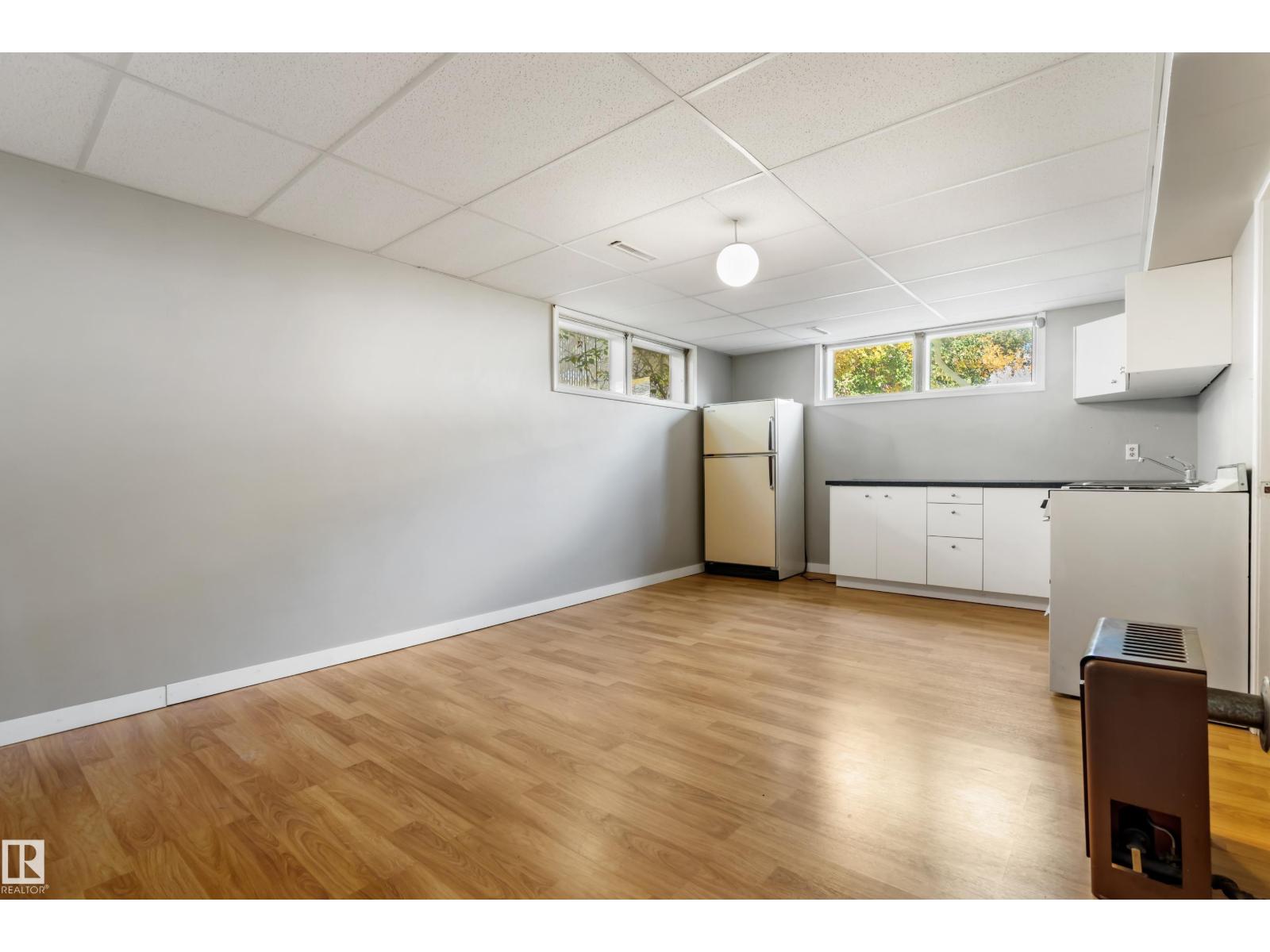 8736 66 Av Nw, Edmonton, Alberta  T6E 0L3 - Photo 31 - E4461235