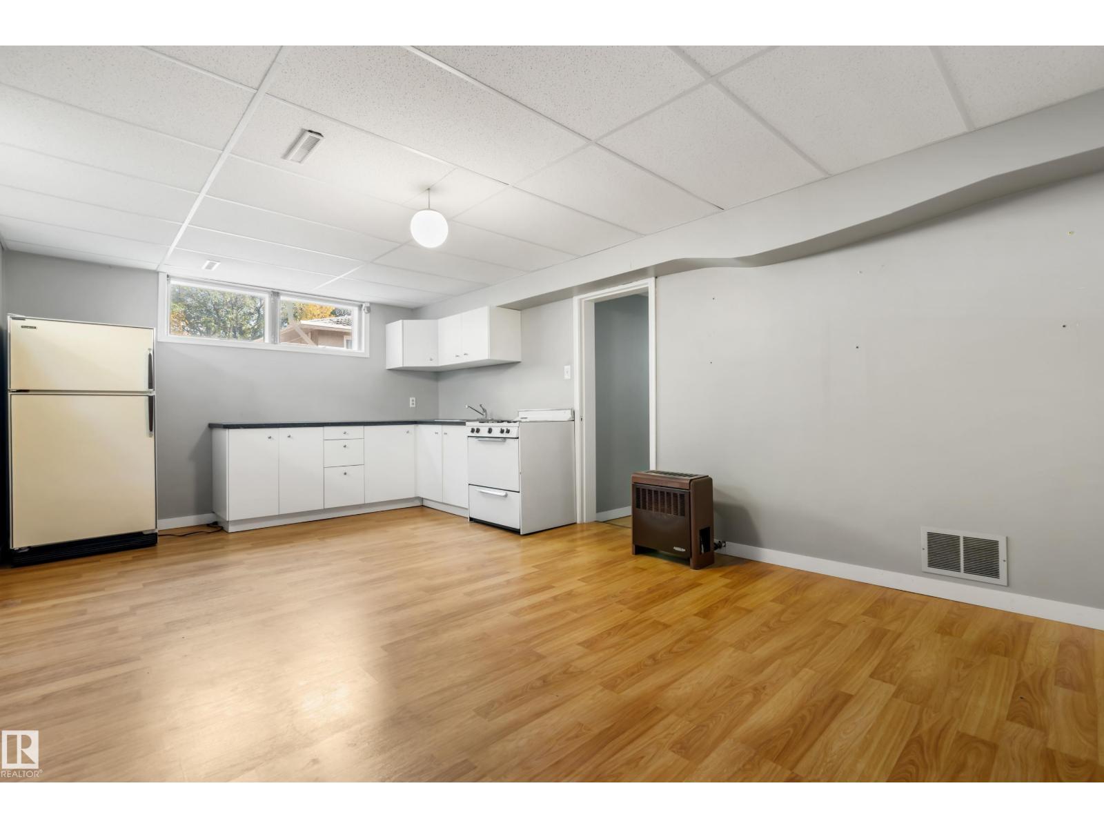 8736 66 Av Nw, Edmonton, Alberta  T6E 0L3 - Photo 32 - E4461235
