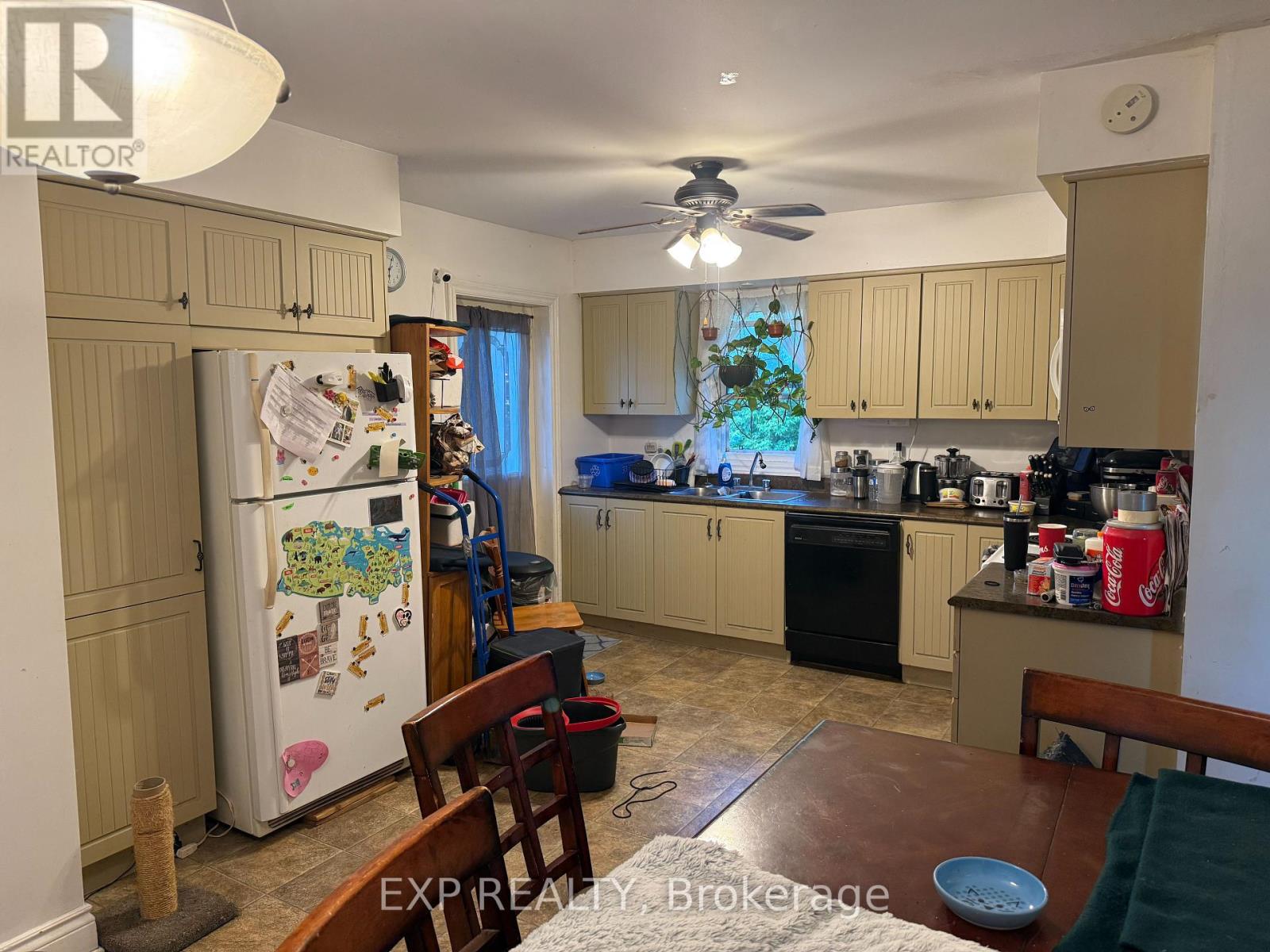 37 Timothy Avenue, Cornwall, Ontario  K6J 1K4 - Photo 3 - X12450732