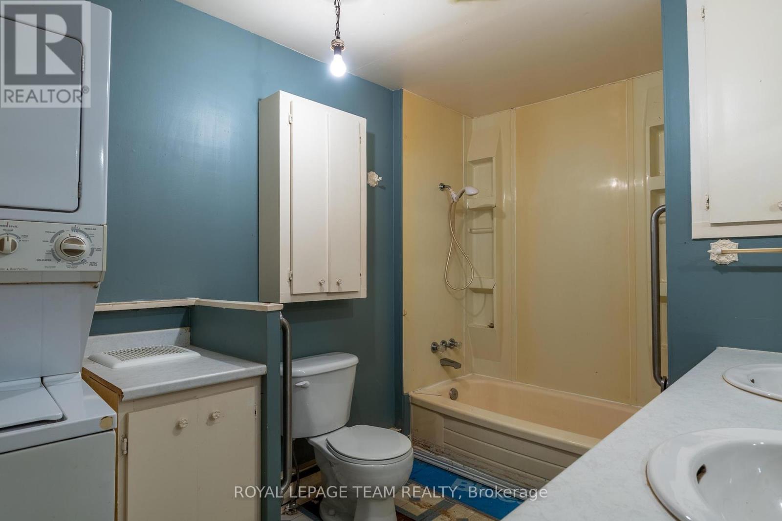 49 William Street E, Arnprior, Ontario  K7S 1J7 - Photo 19 - X12450736