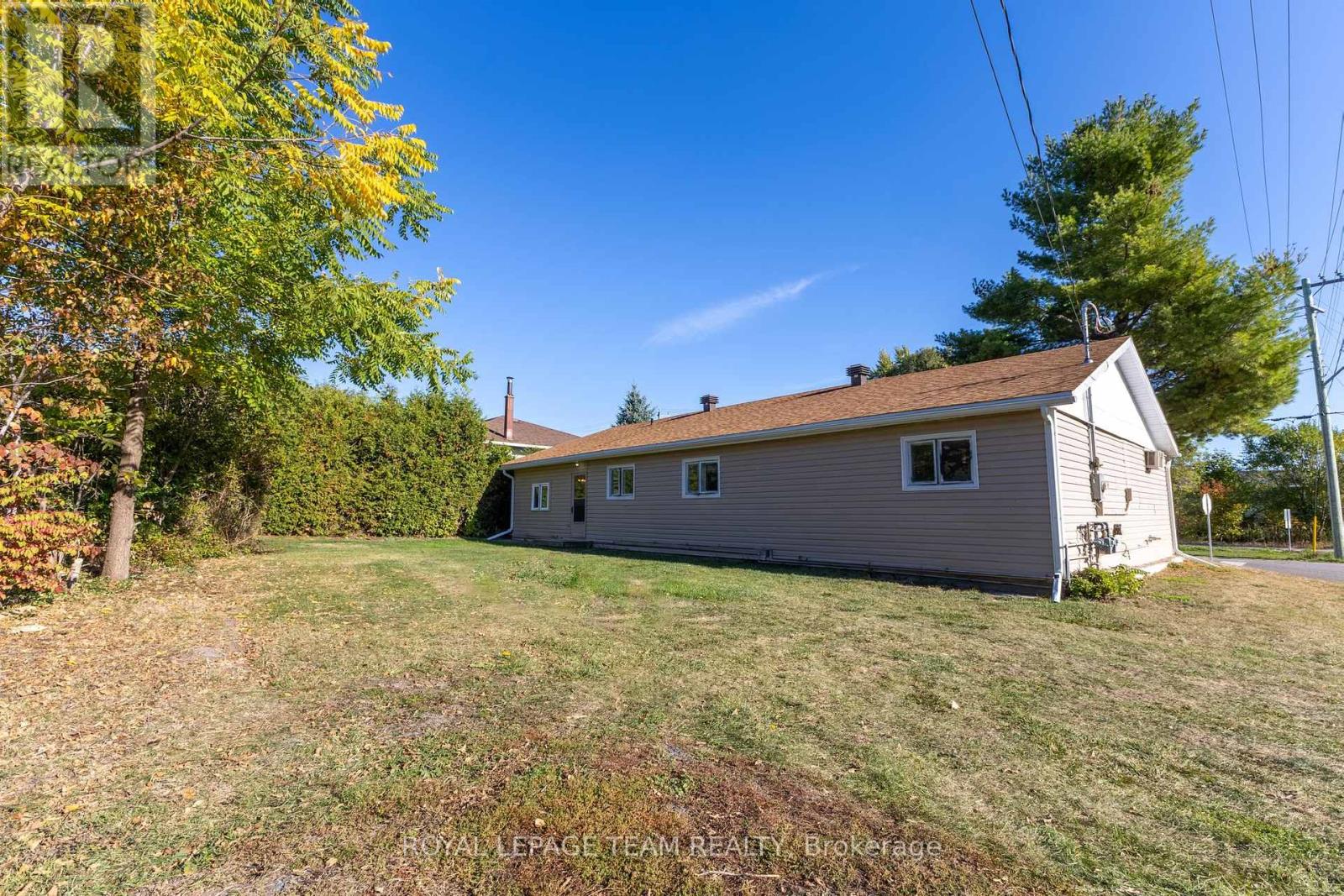 49 William Street E, Arnprior, Ontario  K7S 1J7 - Photo 30 - X12450736