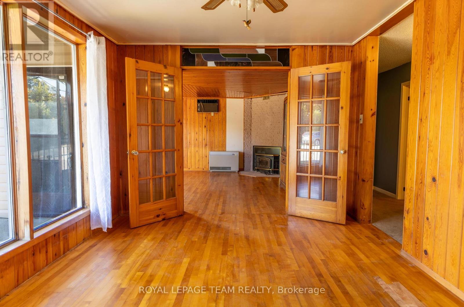 49 William Street E, Arnprior, Ontario  K7S 1J7 - Photo 7 - X12450736