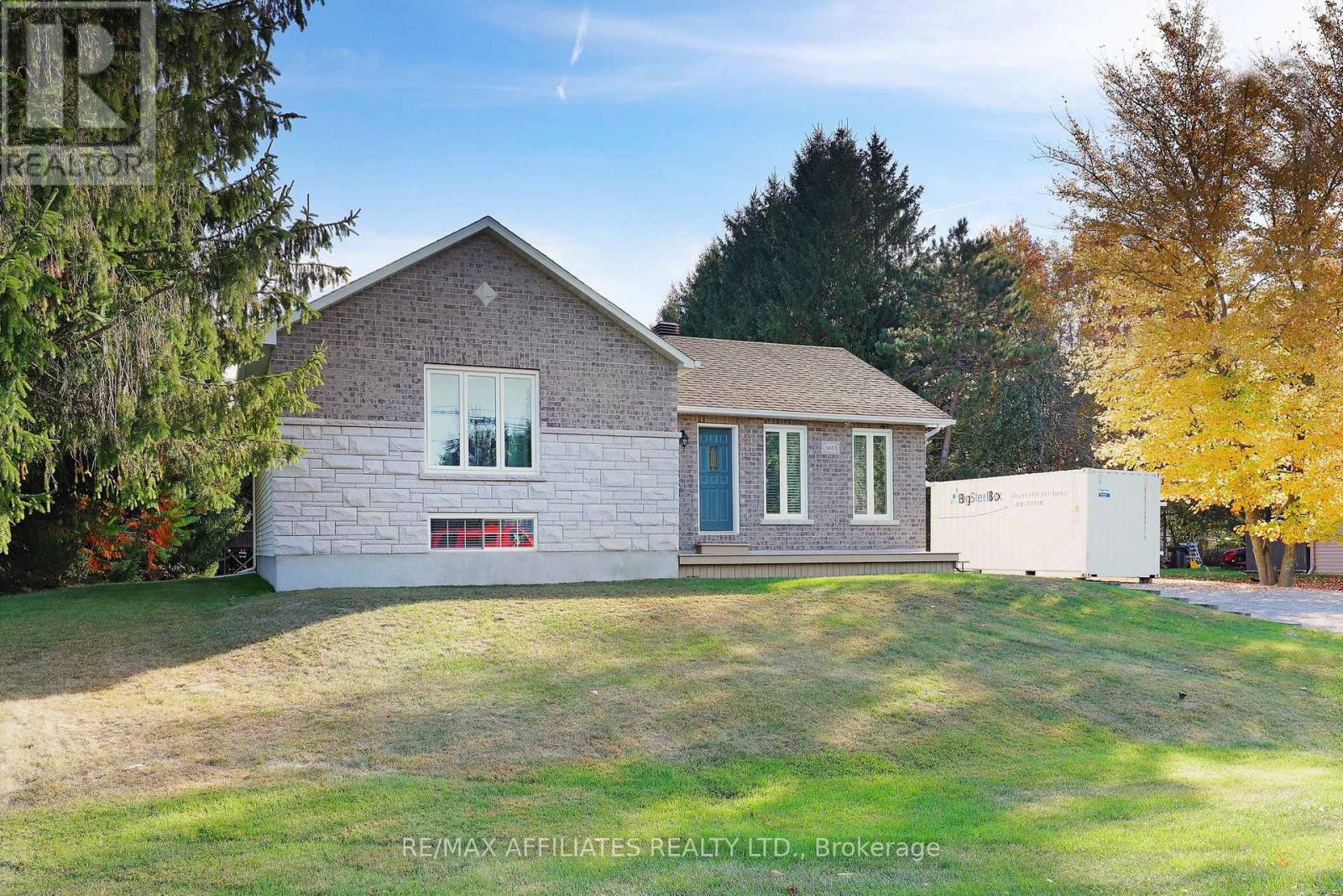 3693 Marcil Road, Clarence-Rockland, Ontario  K0A 1E0 - Photo 2 - X12450761