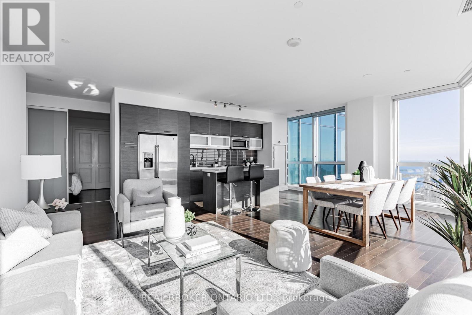 7510 - 388 Yonge Street, Toronto, Ontario  M5B 0A4 - Photo 7 - C12450161