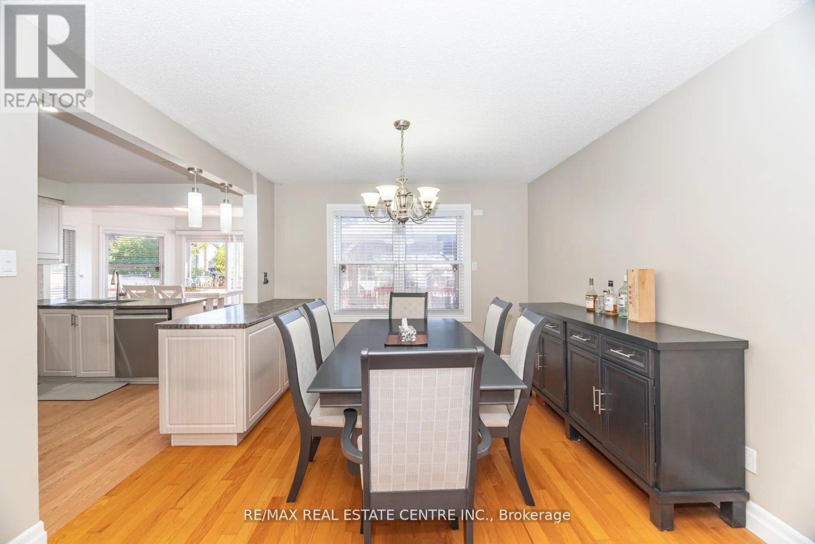 10 Nipissing Crescent, Brampton, Ontario  L6S 5A6 - Photo 10 - W12450717