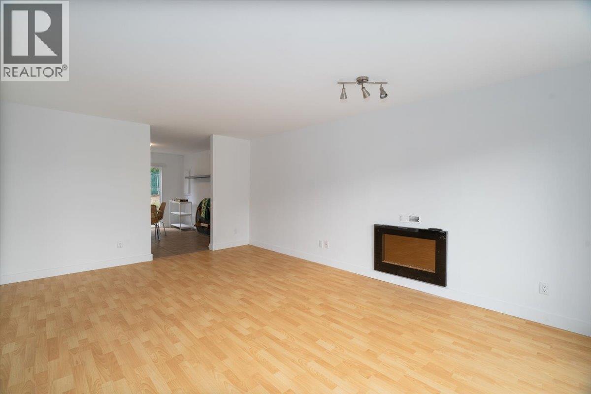 663-665 Harrison Avenue, Coquitlam, British Columbia  V3J 3Z6 - Photo 10 - R3055622