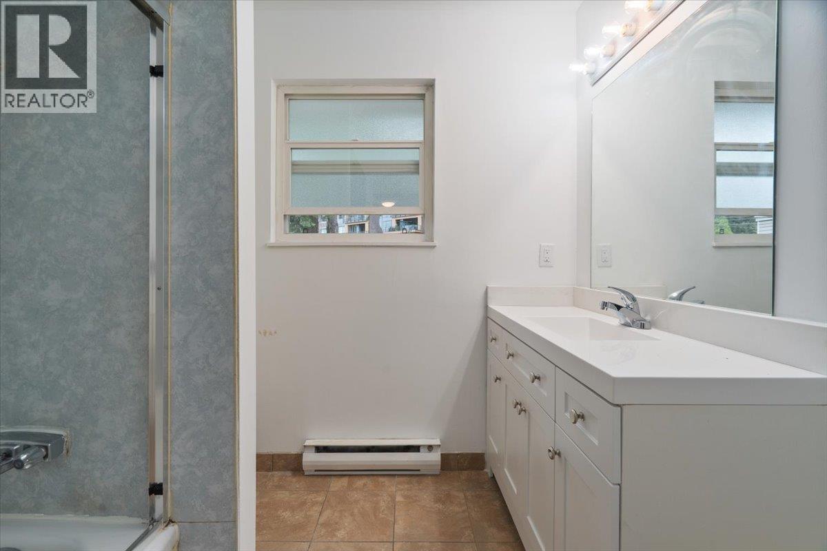 663-665 Harrison Avenue, Coquitlam, British Columbia  V3J 3Z6 - Photo 25 - R3055622