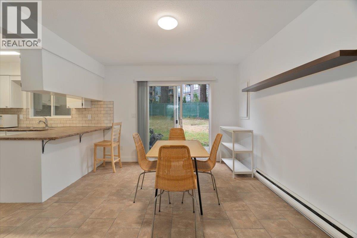663-665 Harrison Avenue, Coquitlam, British Columbia  V3J 3Z6 - Photo 16 - R3055622