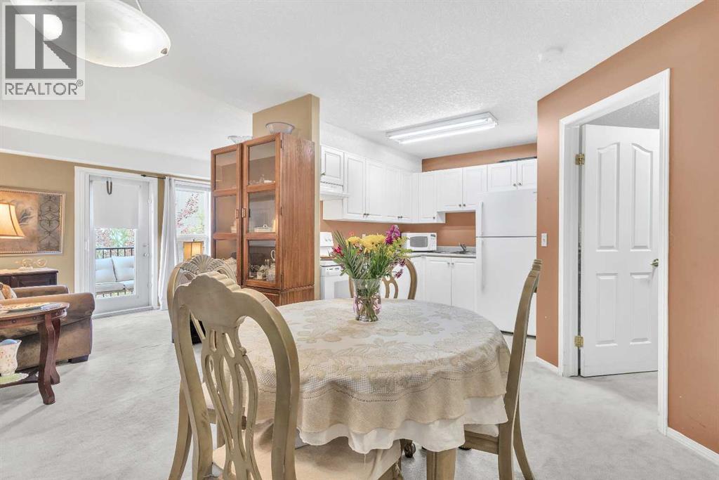 215, 550 Prominence Rise Sw, Calgary, Alberta  T3H 5J1 - Photo 6 - A2257936