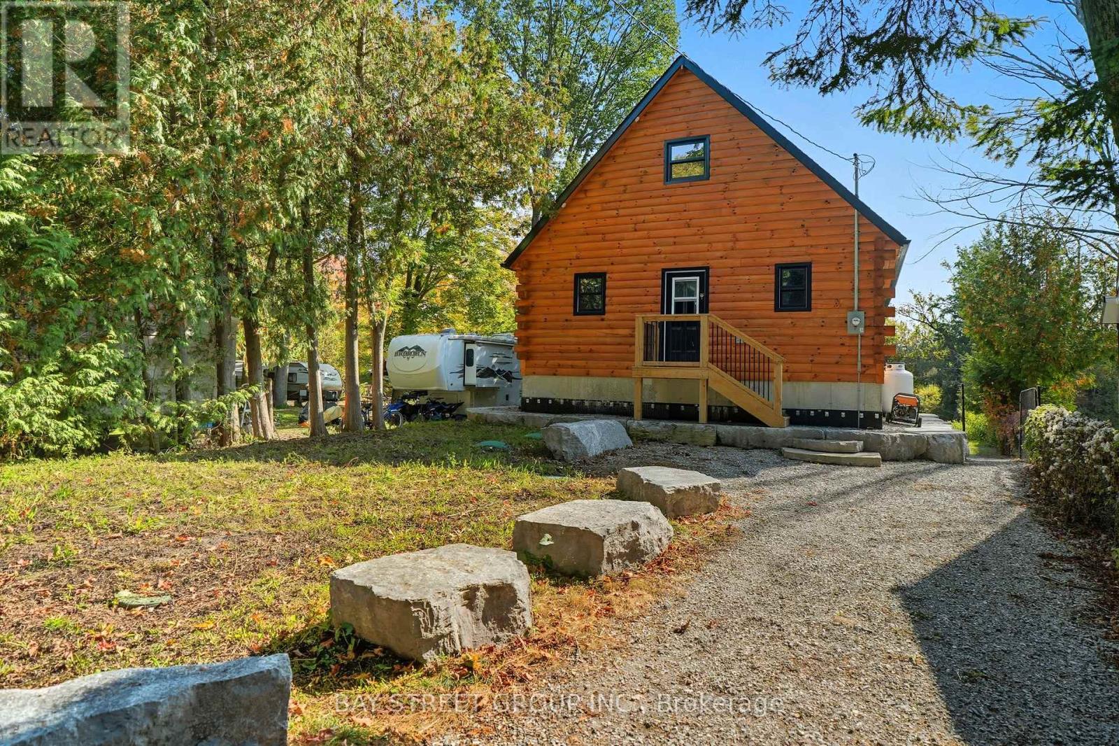 50 River Bend Drive, Kawartha Lakes, Ontario  K0M 1C0 - Photo 4 - X12450716