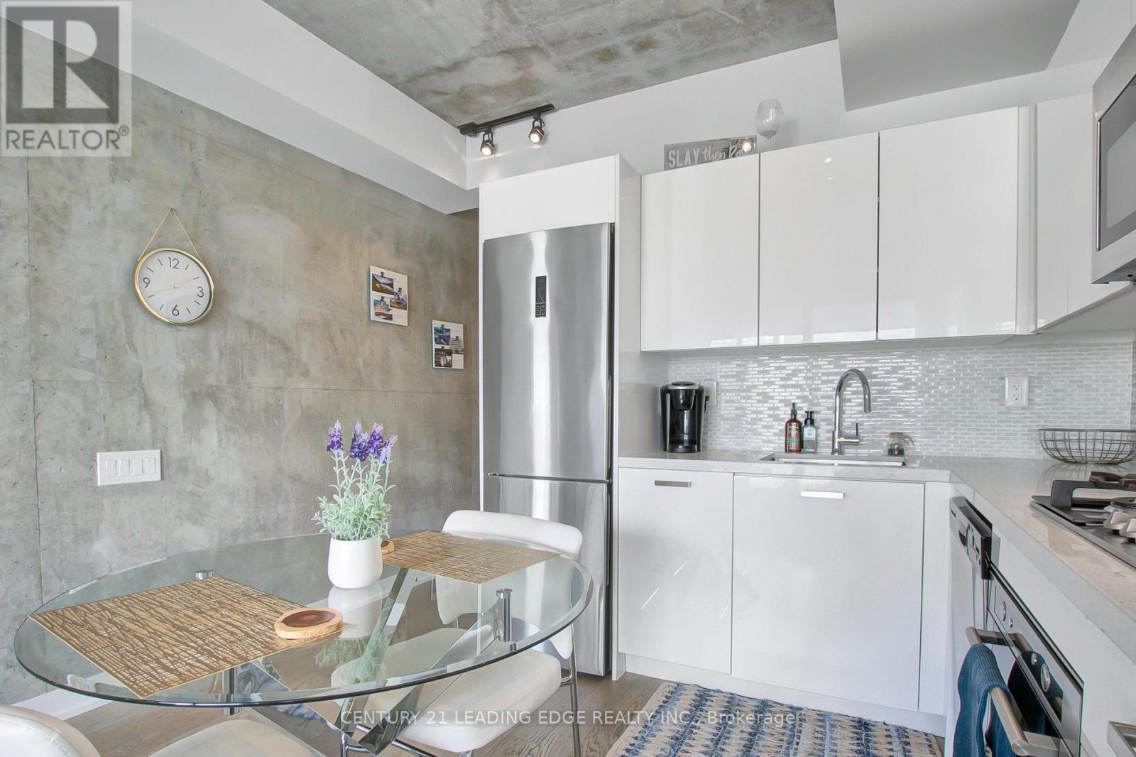 908 - 39 Brant Street, Toronto, Ontario  M5V 1S7 - Photo 13 - C12450749