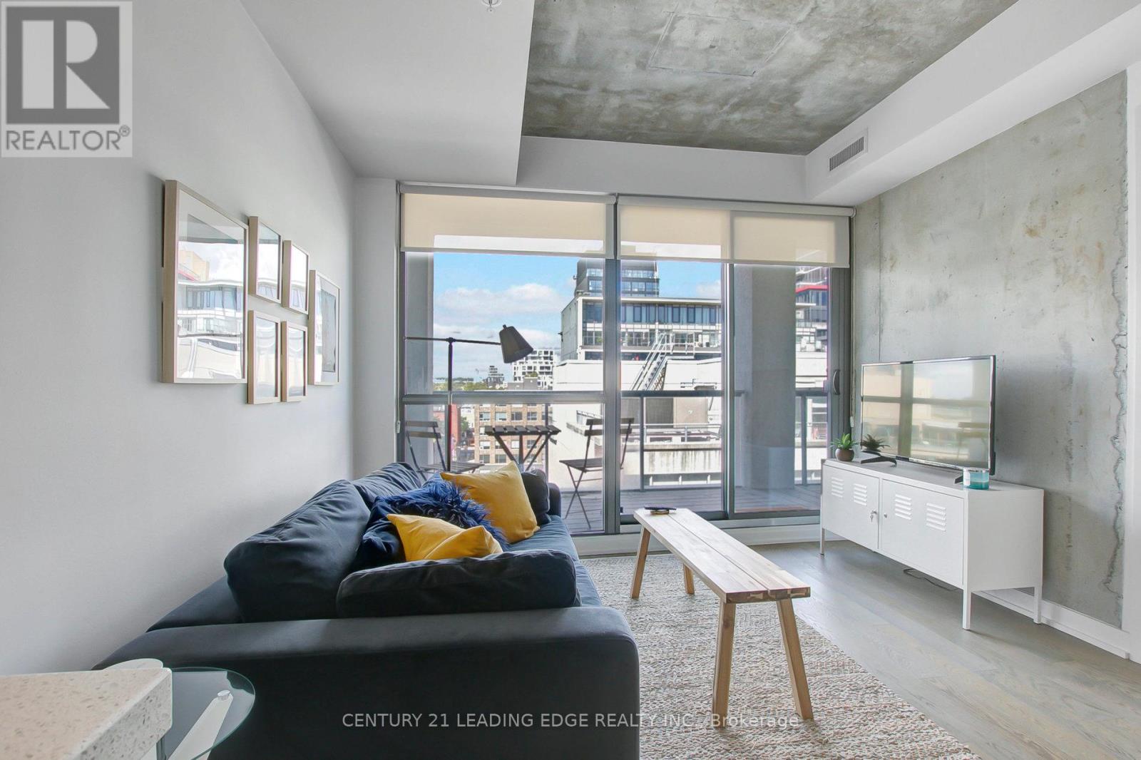 908 - 39 Brant Street, Toronto, Ontario  M5V 1S7 - Photo 7 - C12450749