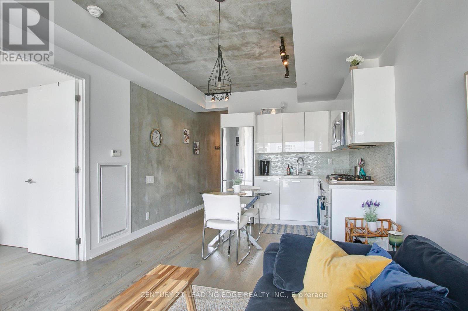 908 - 39 Brant Street, Toronto, Ontario  M5V 1S7 - Photo 8 - C12450749