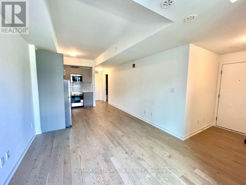 3 - 8 Marquette Avenue, Toronto, Ontario  M6A 0E1 - Photo 12 - C12450751