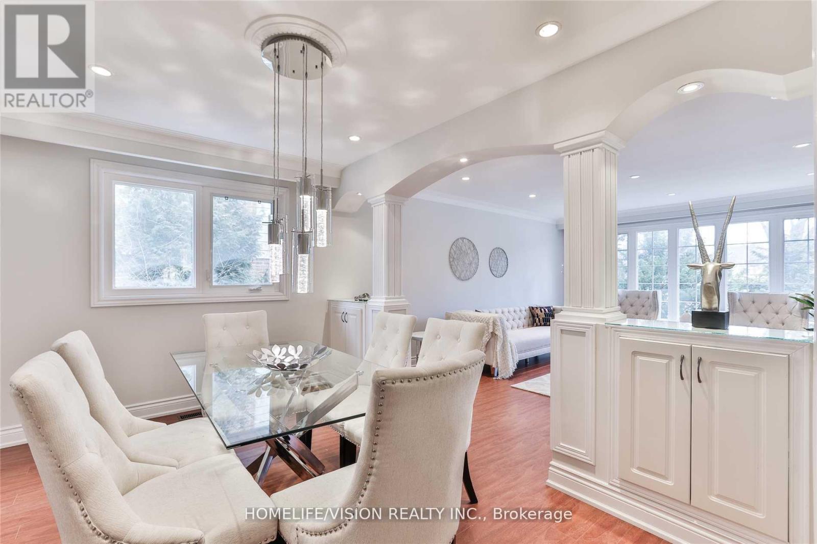 111 Bannatyne Drive, Toronto, Ontario  M2L 2P5 - Photo 17 - C12450777