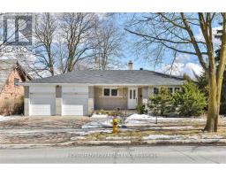 111 BANNATYNE DRIVE, Toronto, Ontario