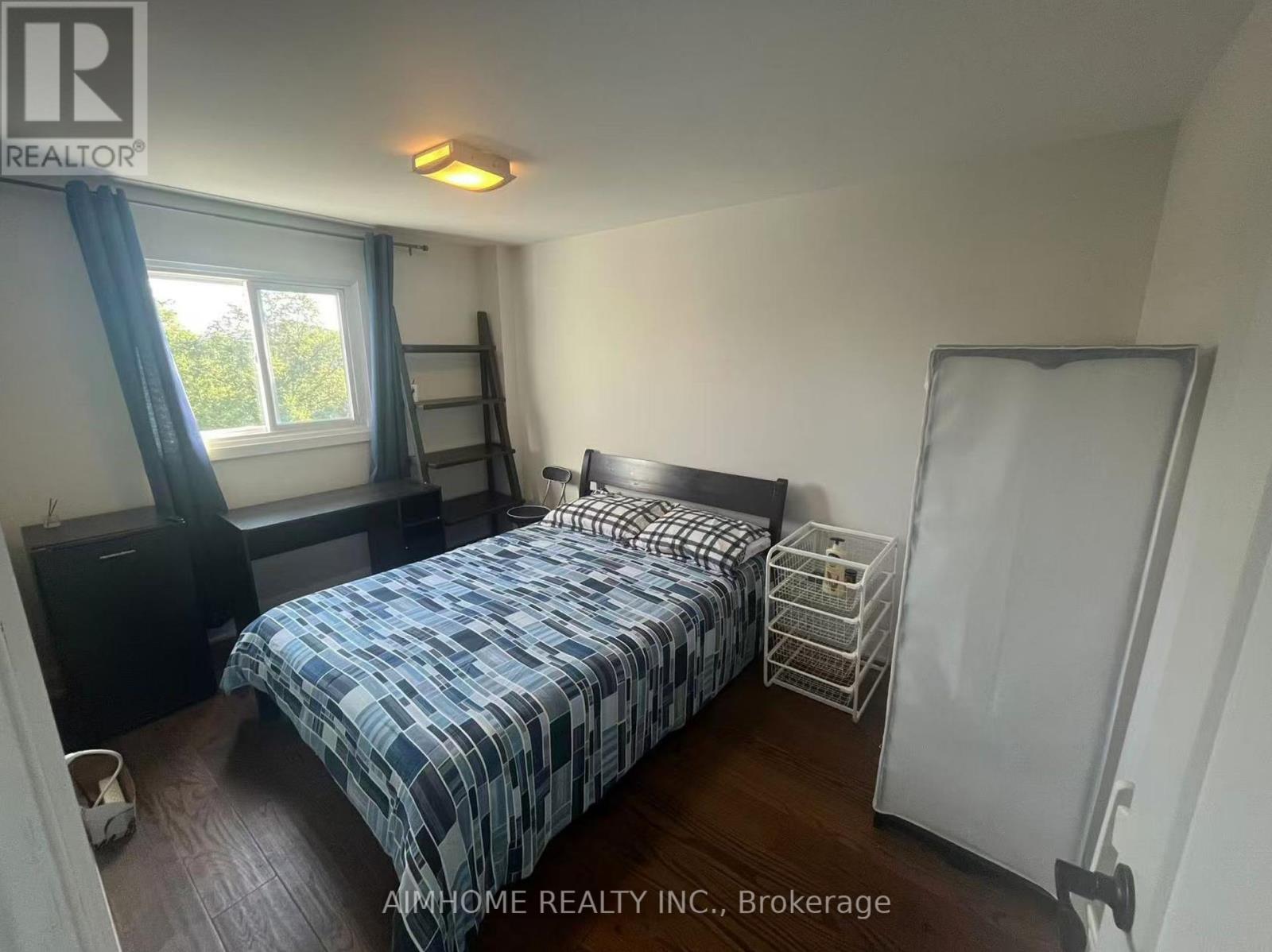 Room1 - 24 Carlingwood Court, Toronto, Ontario  M1S 4R9 - Photo 2 - E12450753