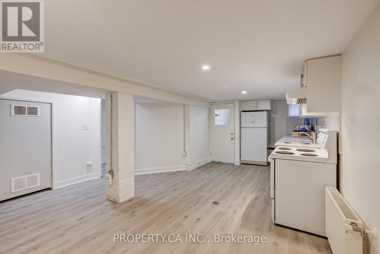 Bsmnt - 127 Beatrice Street, Toronto, Ontario  M6J 2T2 - Photo 11 - C12450536