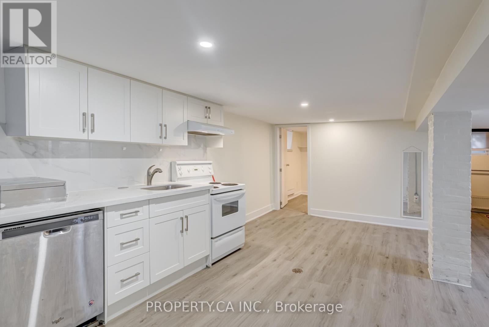 Bsmnt - 127 Beatrice Street, Toronto, Ontario  M6J 2T2 - Photo 8 - C12450536