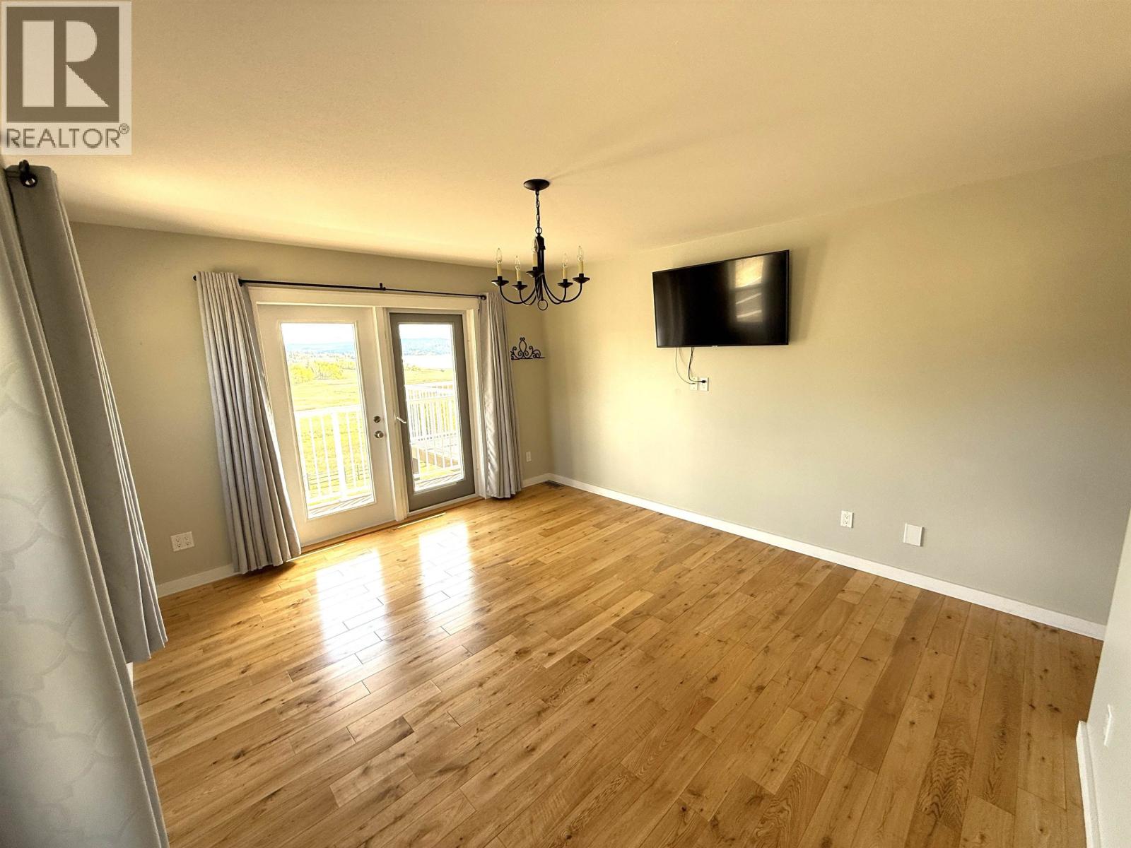 5072 Block Drive, 108 Mile Ranch, British Columbia  V0K 2Z0 - Photo 26 - R3052159