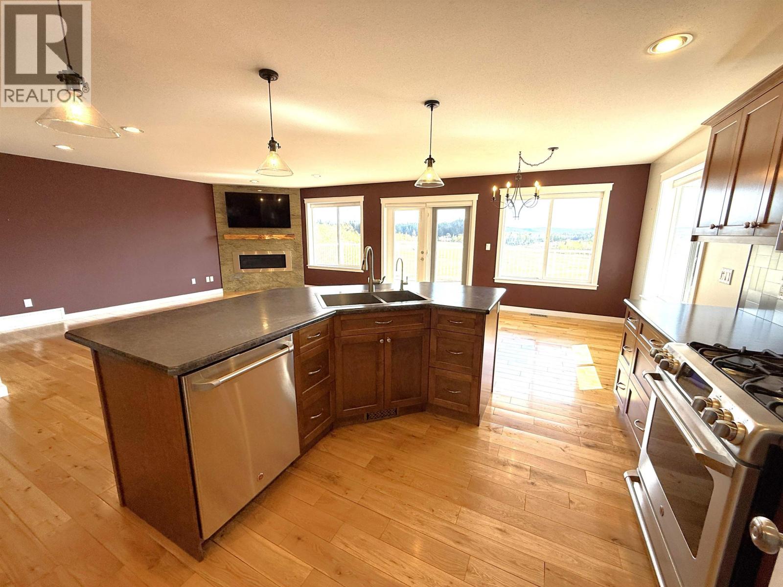 5072 Block Drive, 108 Mile Ranch, British Columbia  V0K 2Z0 - Photo 15 - R3052159