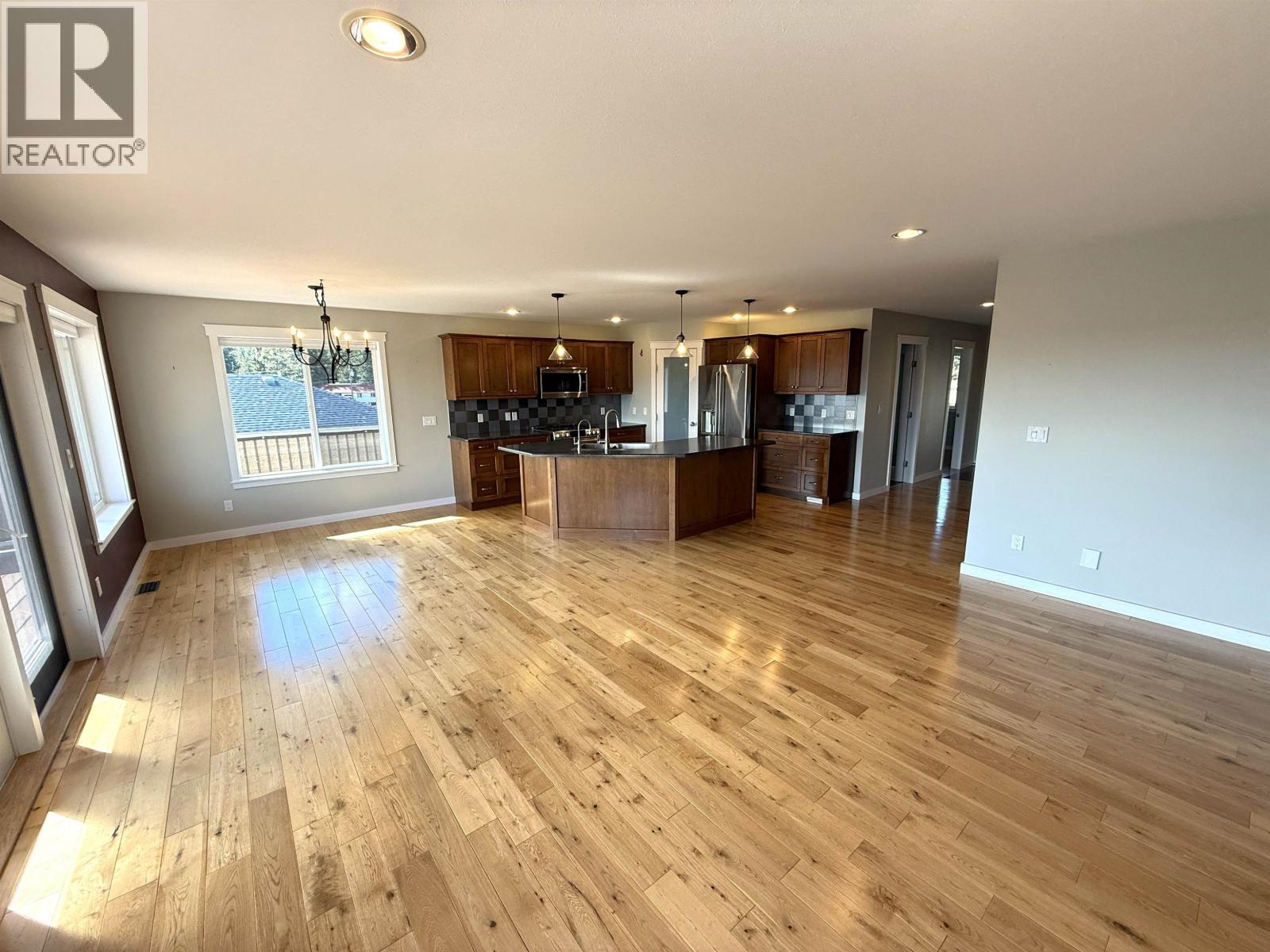 5072 Block Drive, 108 Mile Ranch, British Columbia  V0K 2Z0 - Photo 16 - R3052159
