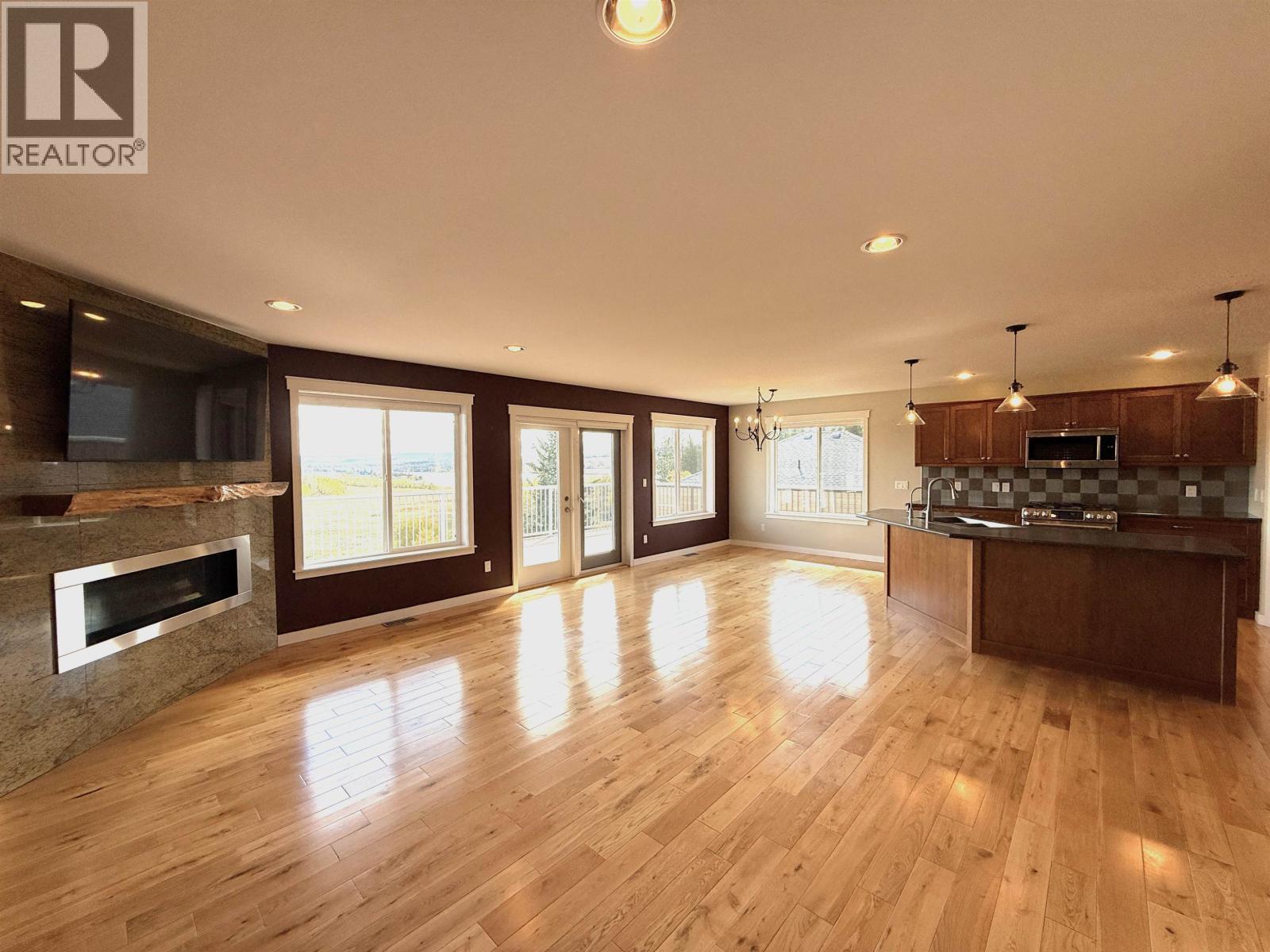 5072 Block Drive, 108 Mile Ranch, British Columbia  V0K 2Z0 - Photo 17 - R3052159