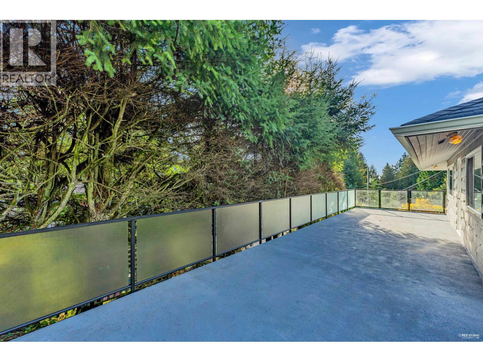 1910 27th Street, West Vancouver, British Columbia  V7V 4L2 - Photo 31 - R3030236