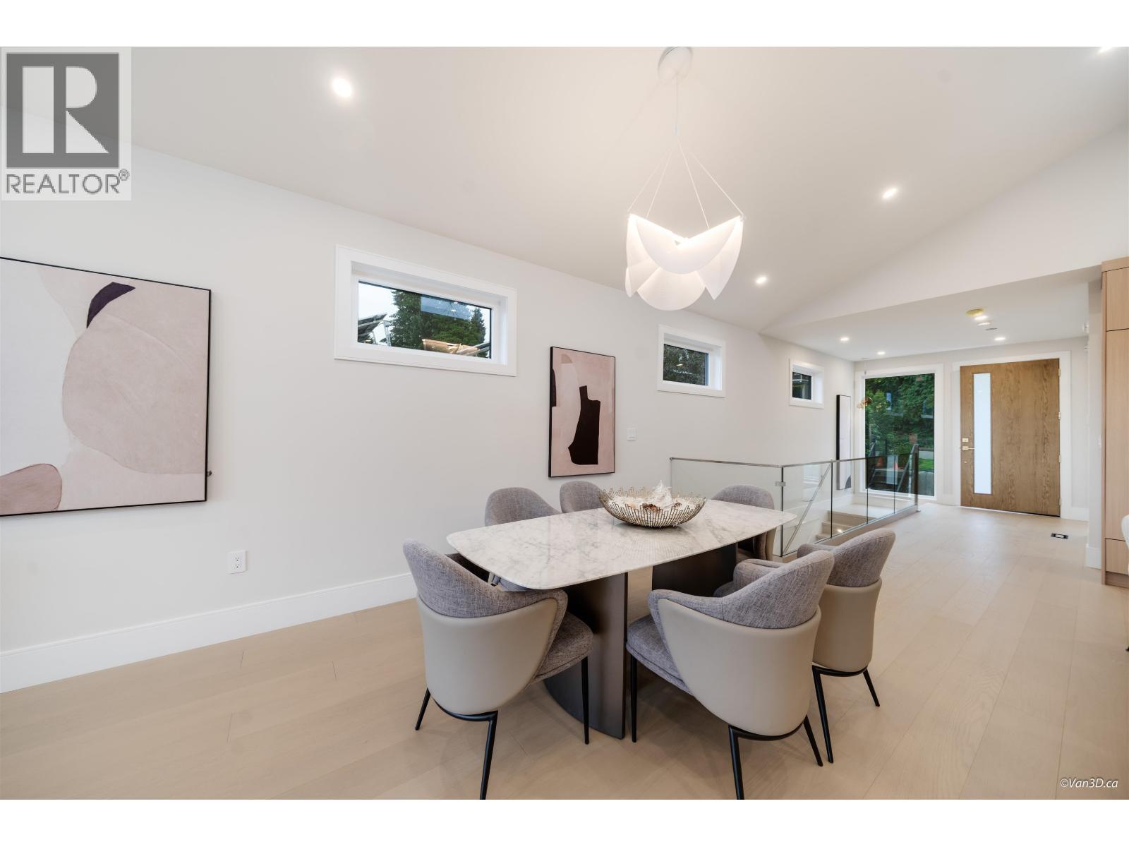 971 Adderley Street, North Vancouver, British Columbia  V7L 1T2 - Photo 12 - R3056418