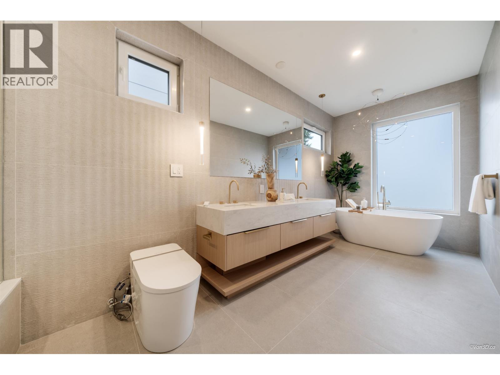971 Adderley Street, North Vancouver, British Columbia  V7L 1T2 - Photo 22 - R3056418