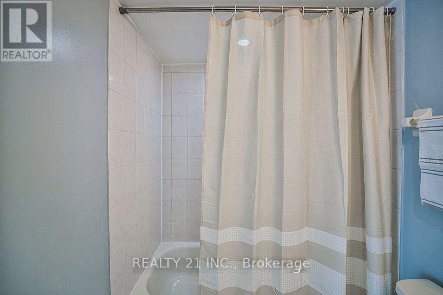 1036 - 75 Weldrick Road E, Richmond Hill, Ontario  L4C 0H9 - Photo 26 - N12450738