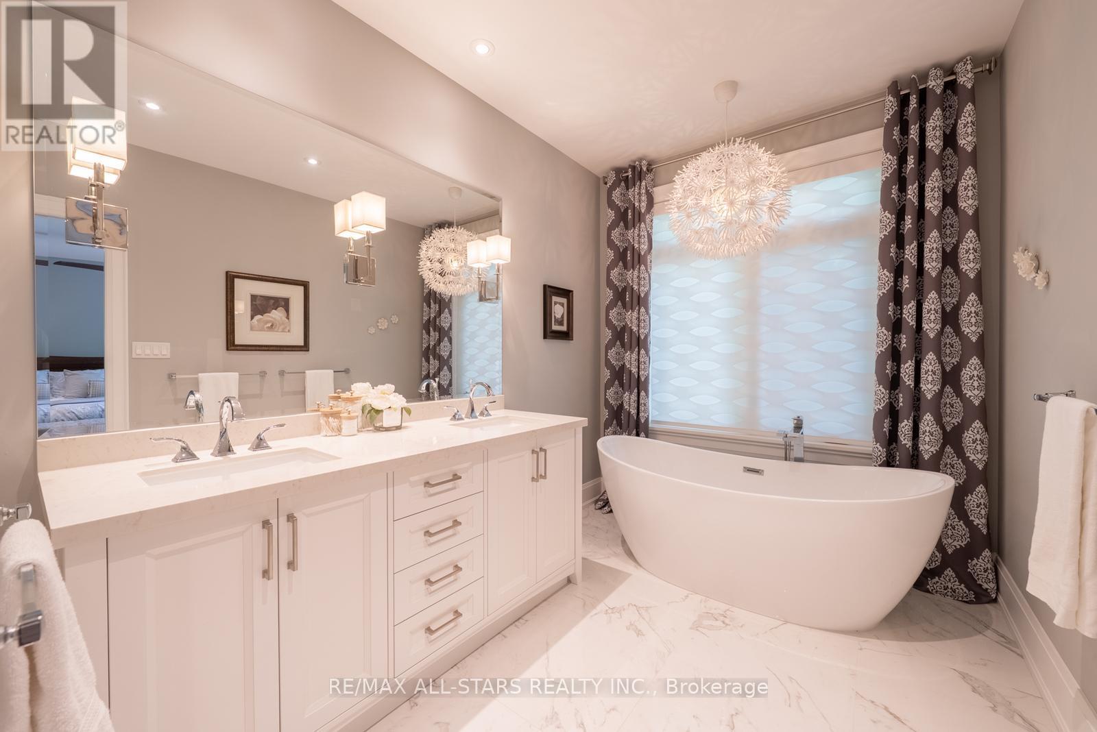 85 Manitoba Street, Whitchurch-Stouffville, Ontario  L4A 4T3 - Photo 24 - N12450756