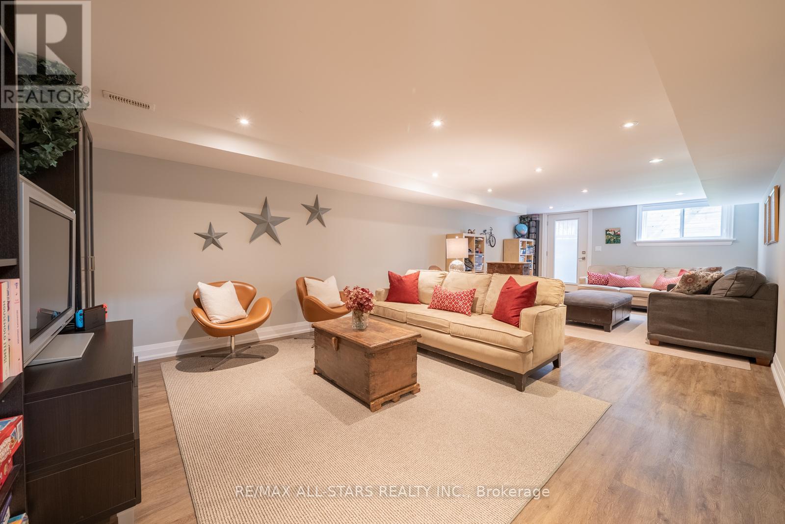 85 Manitoba Street, Whitchurch-Stouffville, Ontario  L4A 4T3 - Photo 28 - N12450756