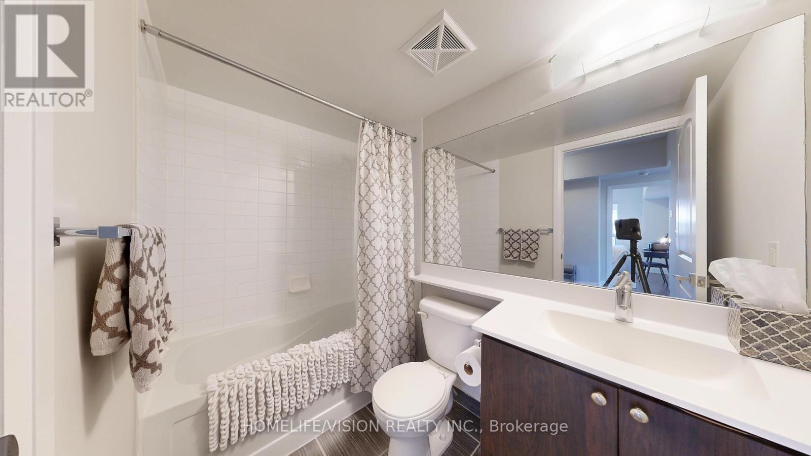 1504 - 1060 SHEPPARD AVENUE W, Toronto, Ontario