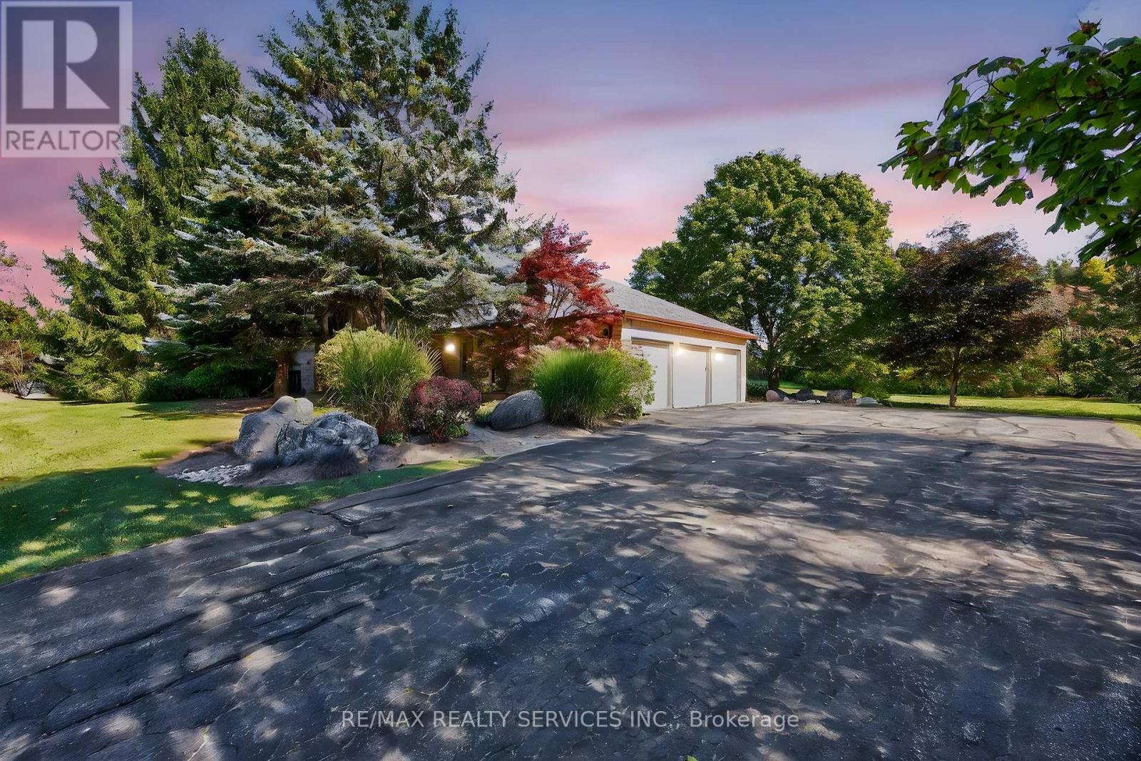 43 MCCORT DRIVE, Caledon, Ontario