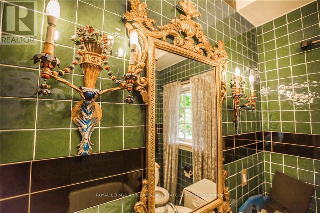227 Green Street, Burlington, Ontario  L7R 0B1 - Photo 21 - W12450733