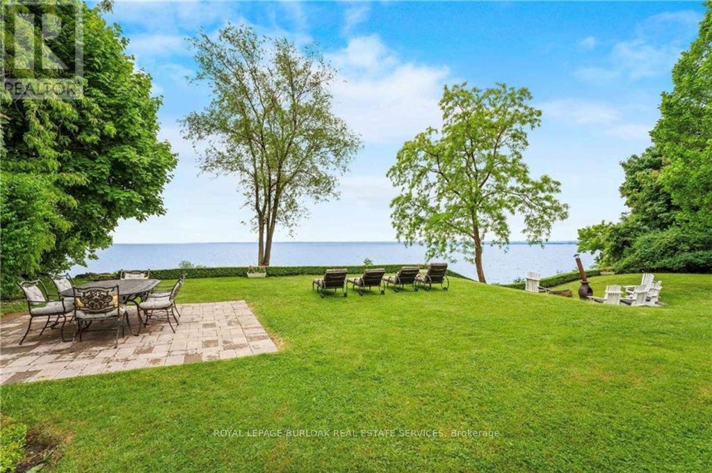 227 Green Street, Burlington, Ontario  L7R 0B1 - Photo 4 - W12450733