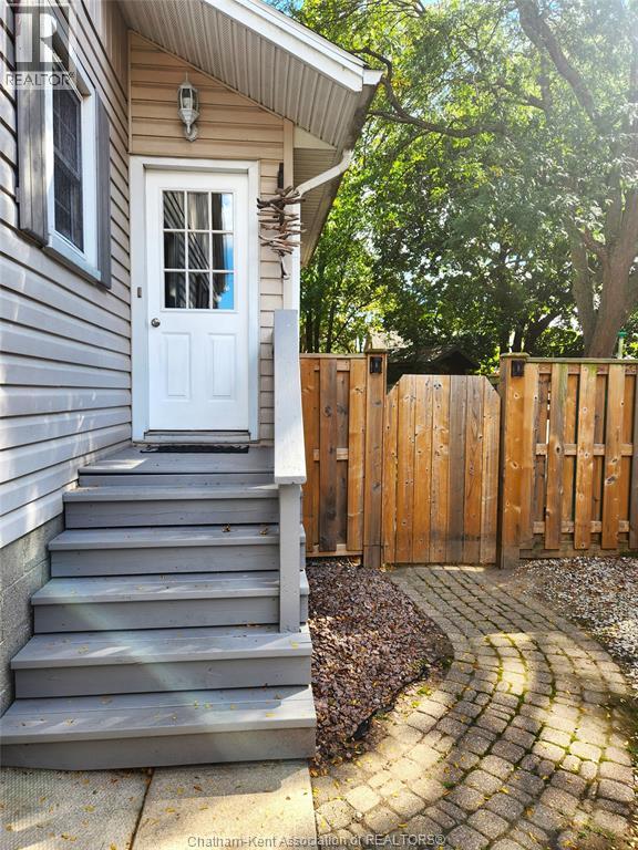 26 Tweedsmuir Avenue East, Chatham, Ontario  N7M 3Z5 - Photo 33 - 25025547