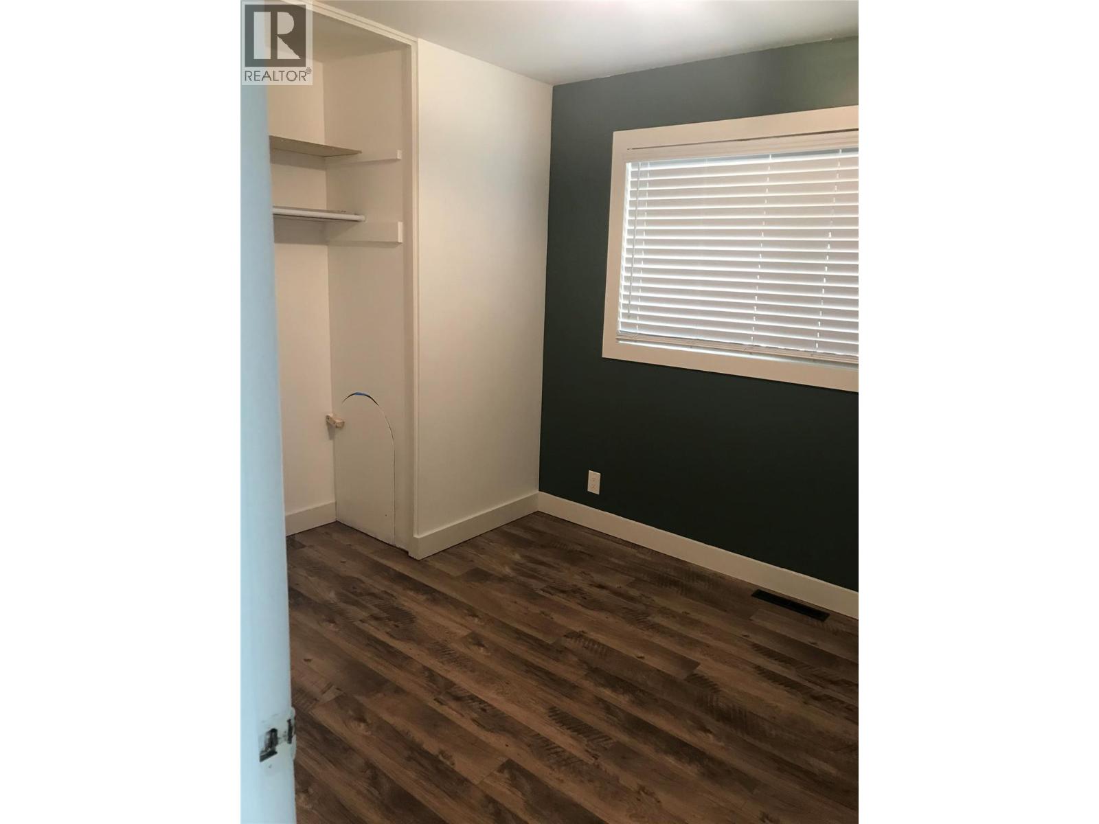 880 Hollydell Road, Kelowna, British Columbia  V1X 1L7 - Photo 17 - 10362875