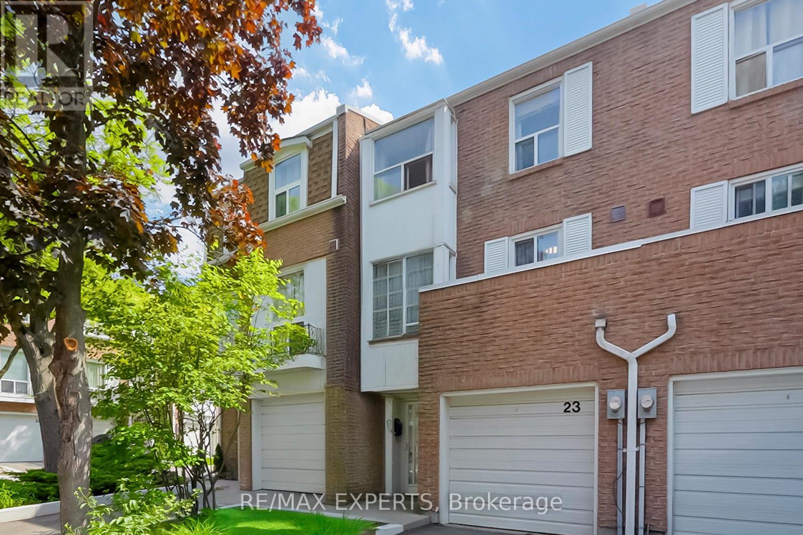 23 Thimble Berry Way, Toronto, Ontario  M2H 3K6 - Photo 2 - C12442960