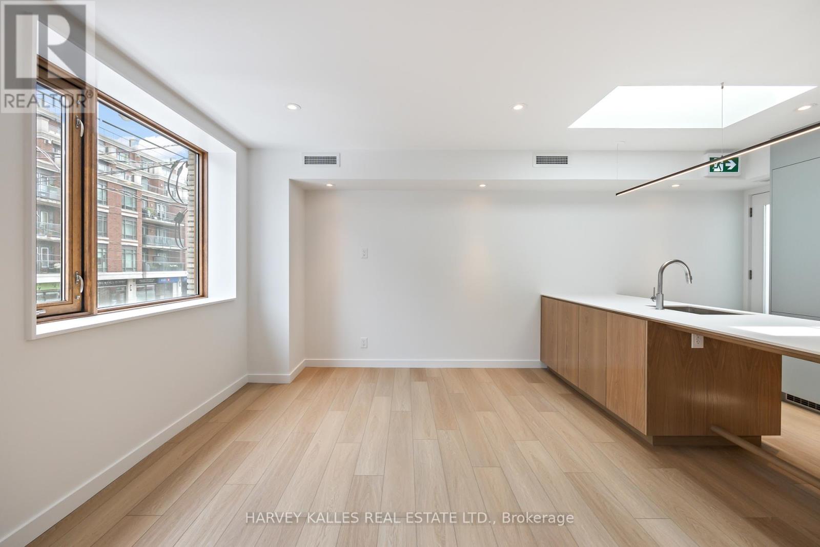 2 - 1730 Avenue Road, Toronto, Ontario  M5M 3Y6 - Photo 14 - C12449249