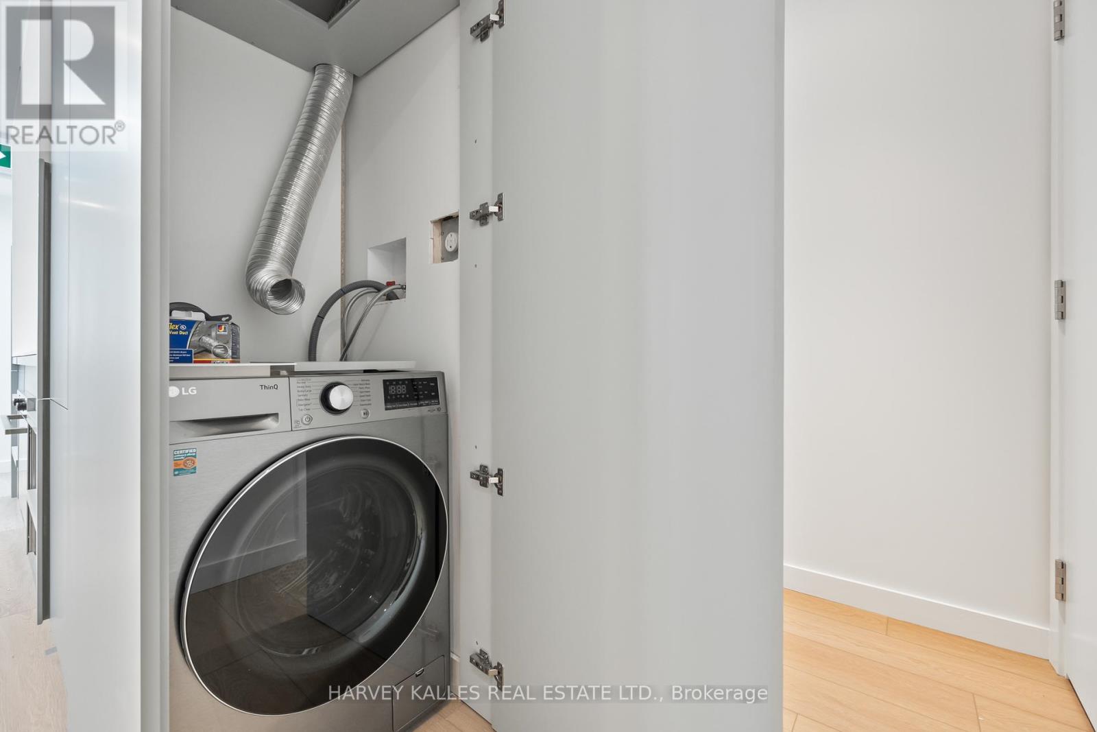 2 - 1730 Avenue Road, Toronto, Ontario  M5M 3Y6 - Photo 6 - C12449249