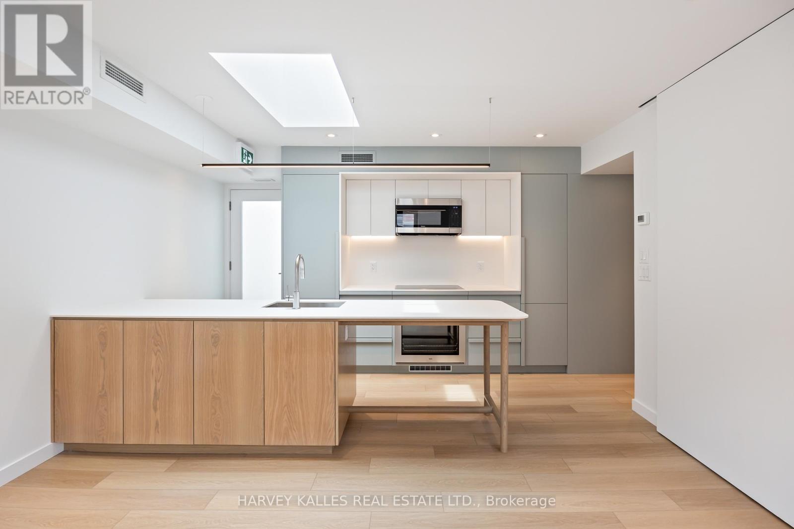 2 - 1730 Avenue Road, Toronto, Ontario  M5M 3Y6 - Photo 9 - C12449249